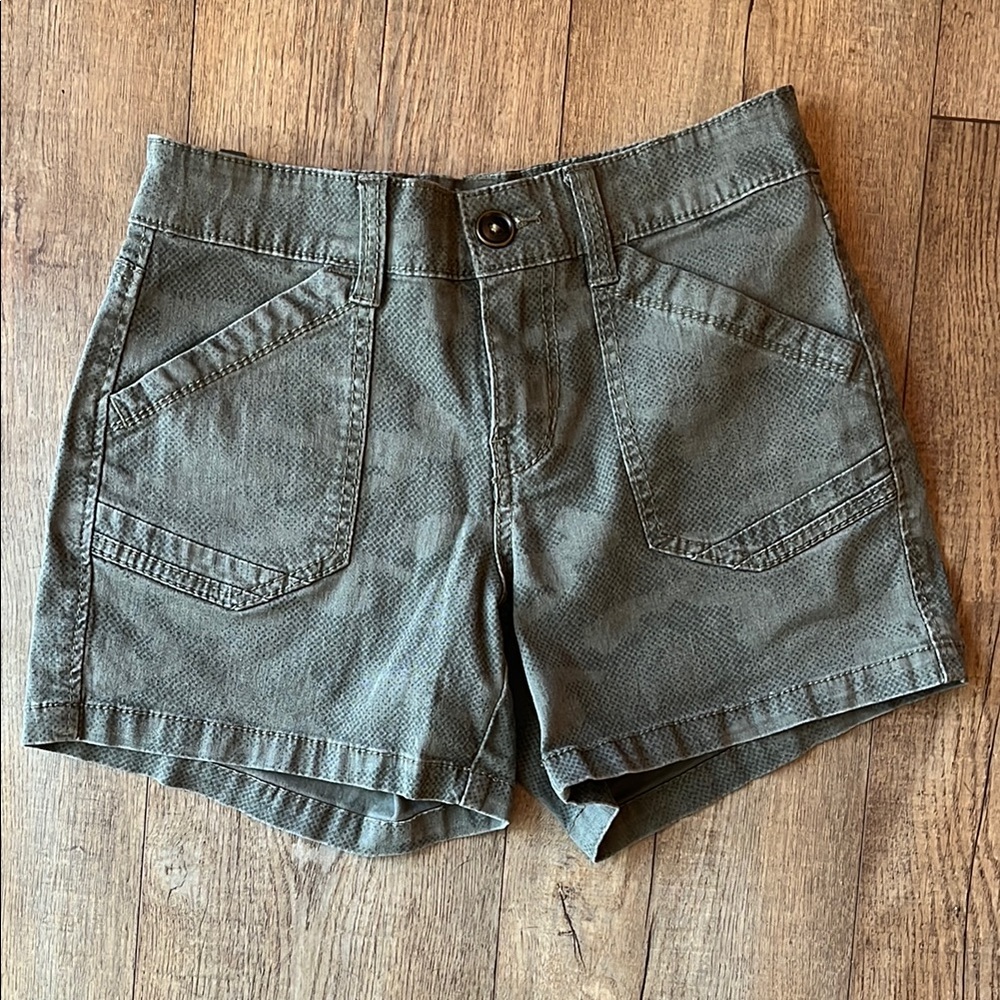 Olive Green Camo Women's Shorts